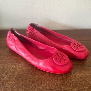 Tory Burch Red Flats - right shoe logo fell***